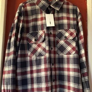 Men’s long sleeve flannel